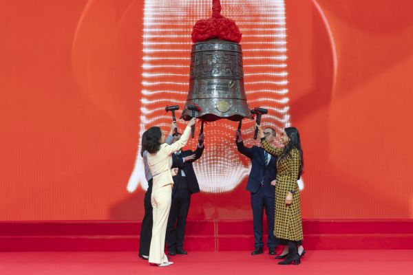 7 March - Ring the Bell for Gender Equality at Shenzhen Stock Exchange